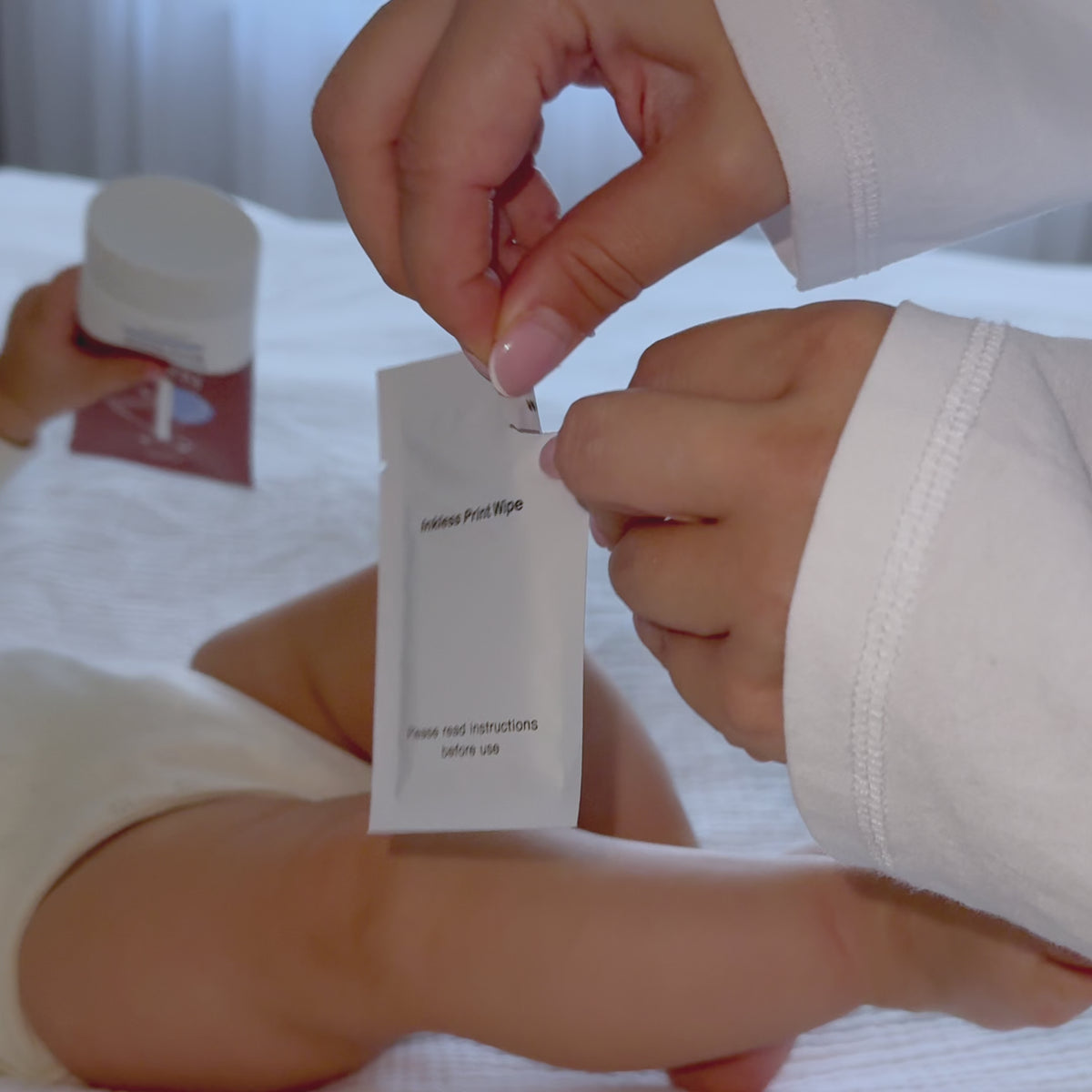 Baby-Hand- und Fußabdruck mit Folienprägung